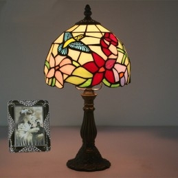 Lampa stołowa Tiffany w...