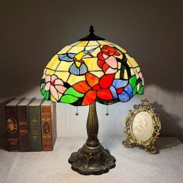 Lampa stołowa w stylu...