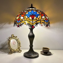 Lampa stołowa w stylu...