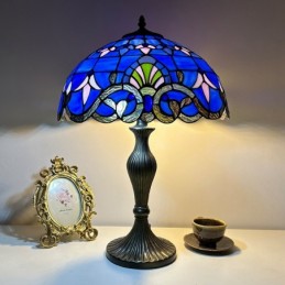 Lampa stołowa w stylu...