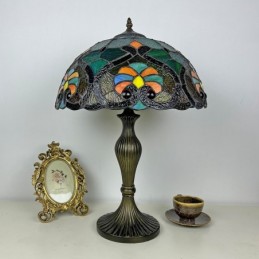 Lampa stołowa w stylu...