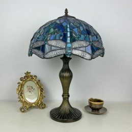 Lampa stołowa w stylu...