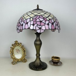 Lampa stołowa w stylu...
