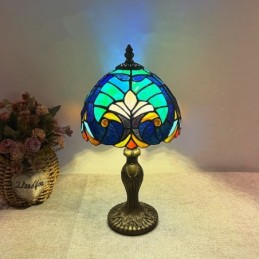 Lampa stołowa w stylu...
