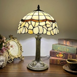 Lampa stołowa w stylu...
