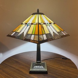 Lampa stołowa w stylu...