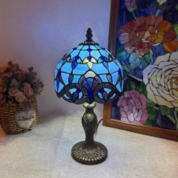 Lampa stołowa w stylu...