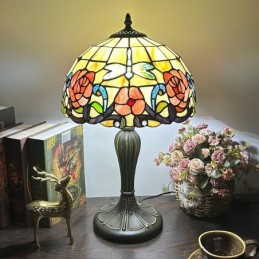 Lampa stołowa w stylu...