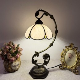 Lampa stołowa w stylu...