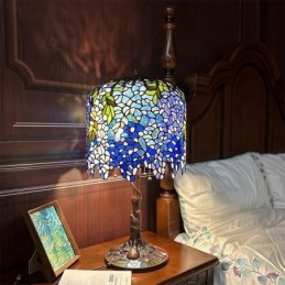 Lampa stołowa w stylu...